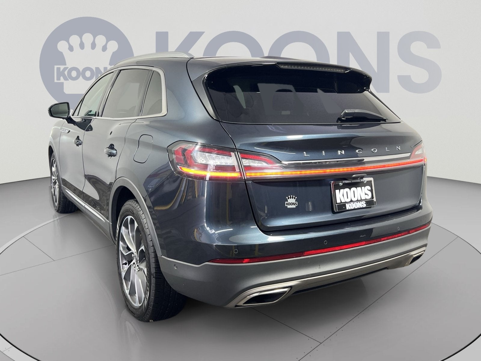 2022 Lincoln Nautilus Reserve