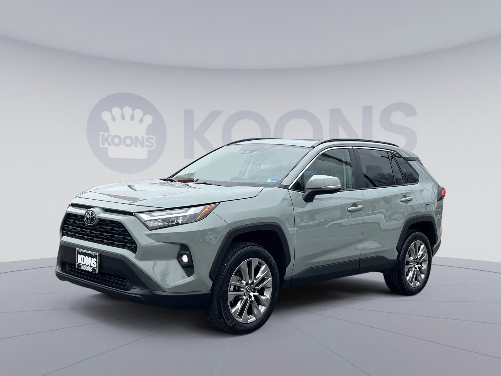 2023 Toyota RAV4 XLE Premium
