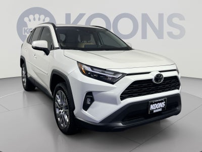 2022 Toyota RAV4 XLE Premium