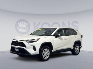 2024 Toyota RAV4 LE