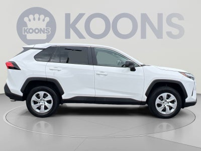 2025 Toyota RAV4 LE