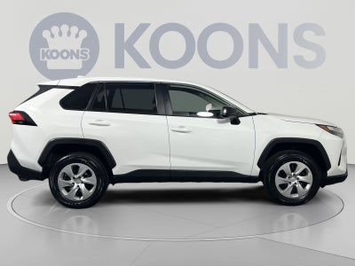 2025 Toyota RAV4 LE