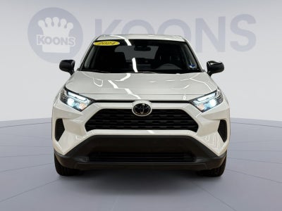2024 Toyota RAV4 LE