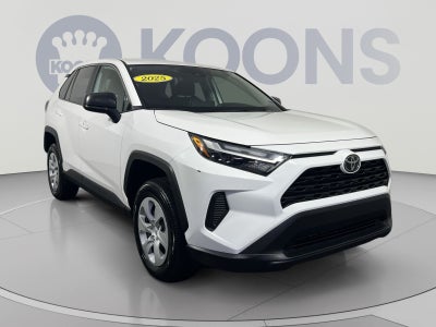 2025 Toyota RAV4 LE