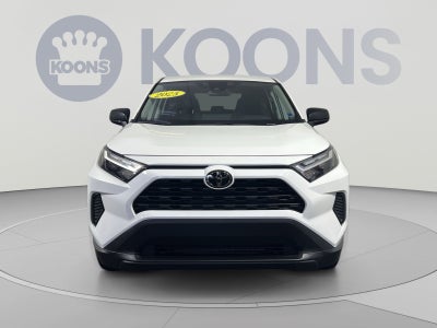 2025 Toyota RAV4 LE