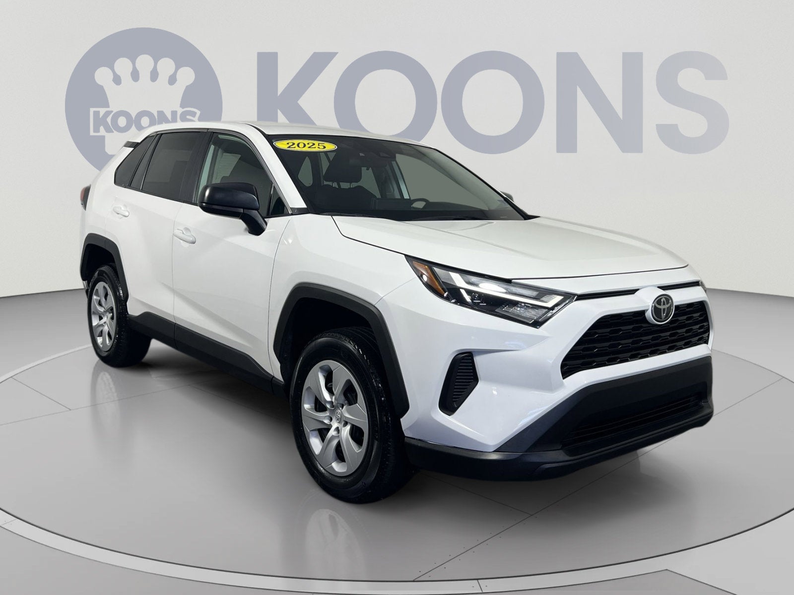 2025 Toyota RAV4 LE