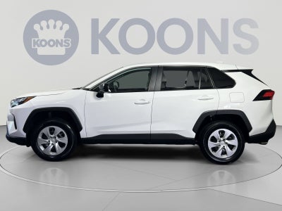 2025 Toyota RAV4 LE