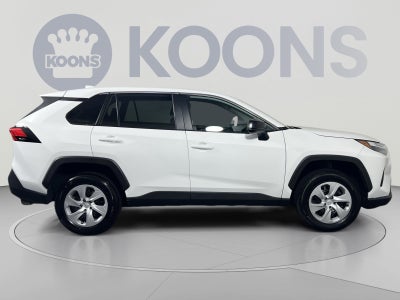 2025 Toyota RAV4 LE
