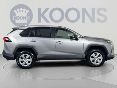 2025 Toyota RAV4 LE