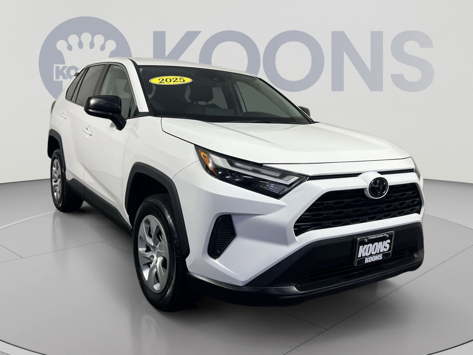 2025 Toyota RAV4 LE