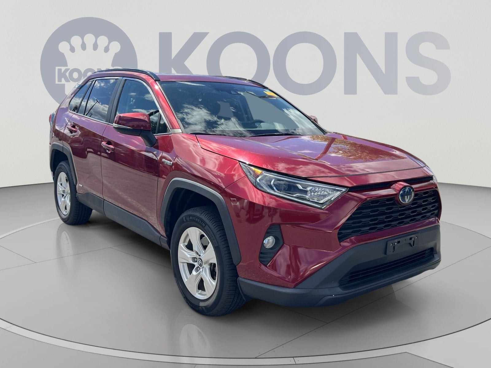 2019 Toyota RAV4 Hybrid XLE