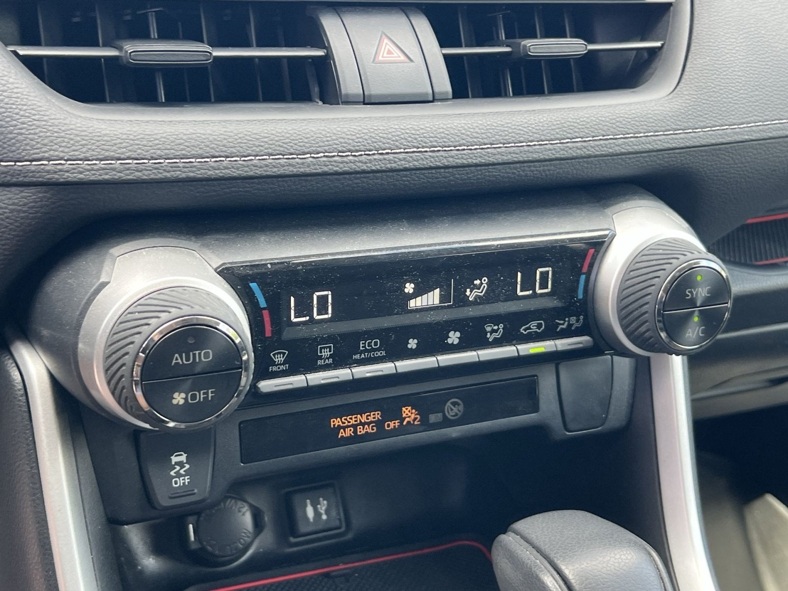 2019 Toyota RAV4 Hybrid XLE