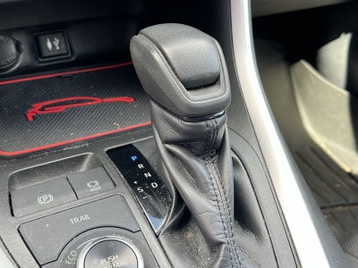 2019 Toyota RAV4 Hybrid XLE