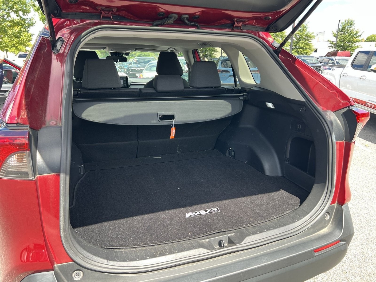 2019 Toyota RAV4 Hybrid XLE