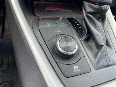 2019 Toyota RAV4 Hybrid XLE