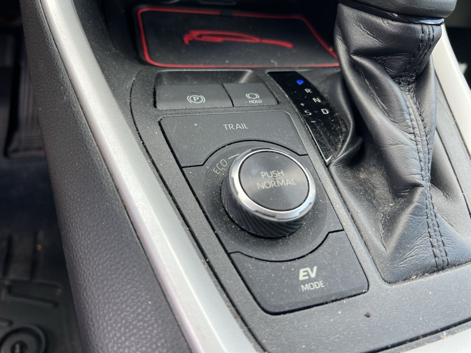 2019 Toyota RAV4 Hybrid XLE