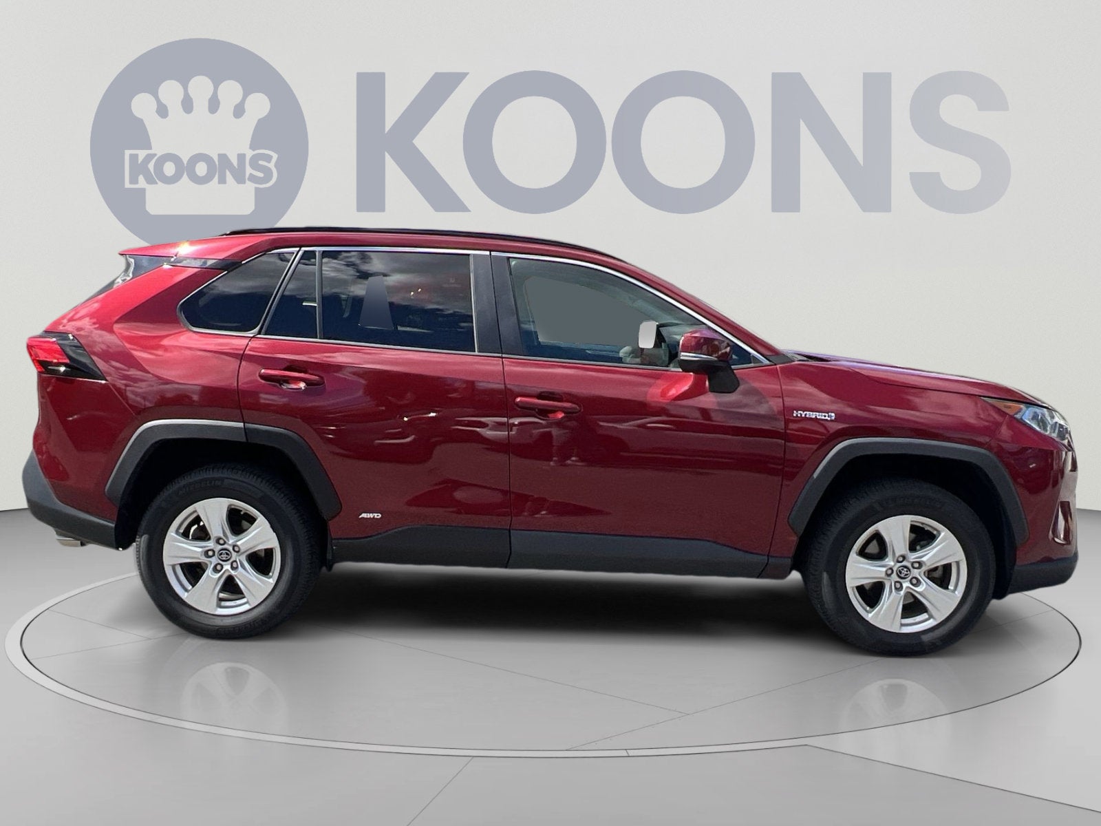 2019 Toyota RAV4 Hybrid XLE