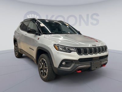 2025 Jeep Compass Trailhawk