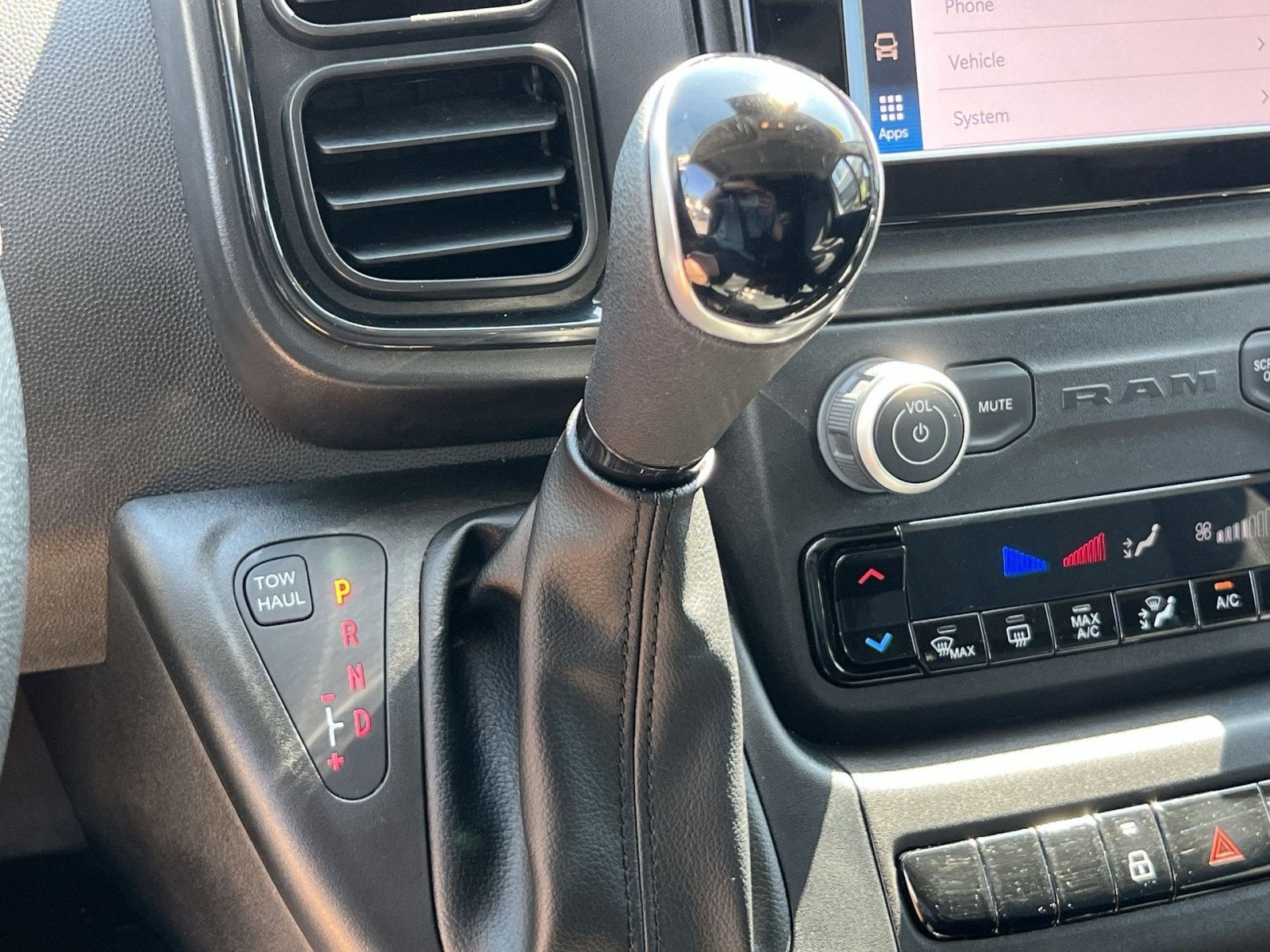 2025 RAM ProMaster 2500 Base