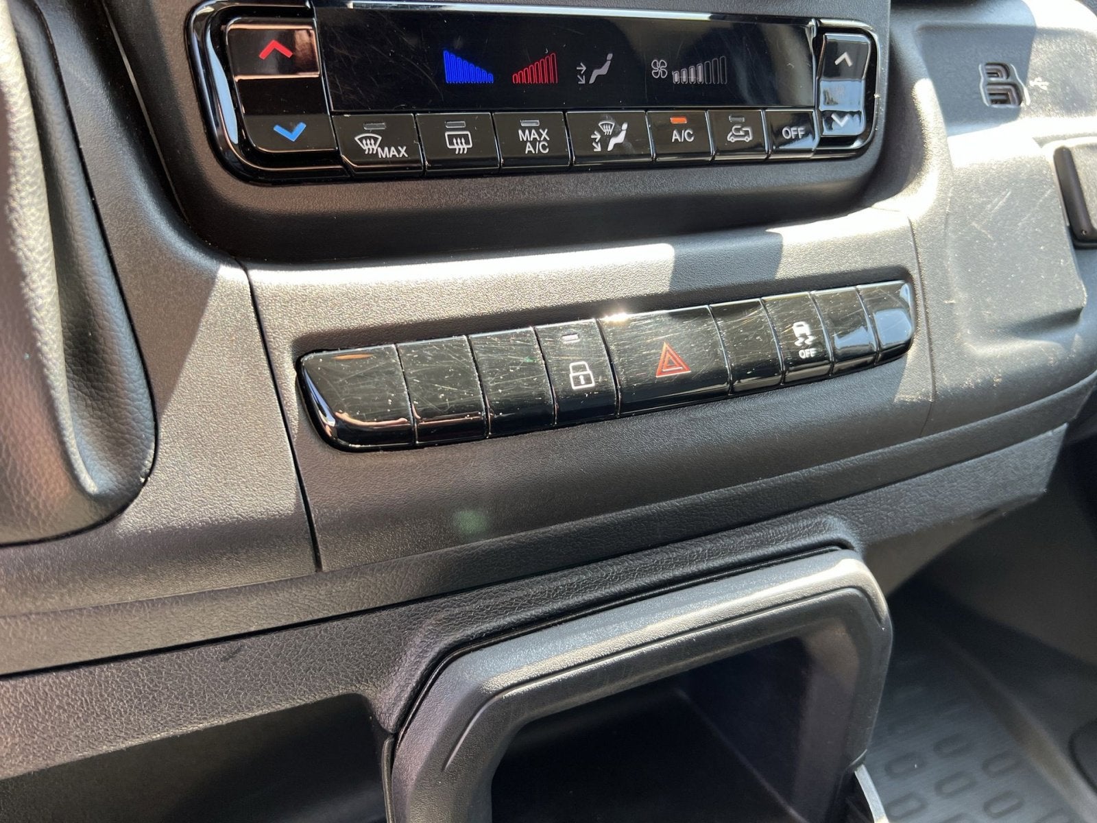 2025 RAM ProMaster 2500 Base