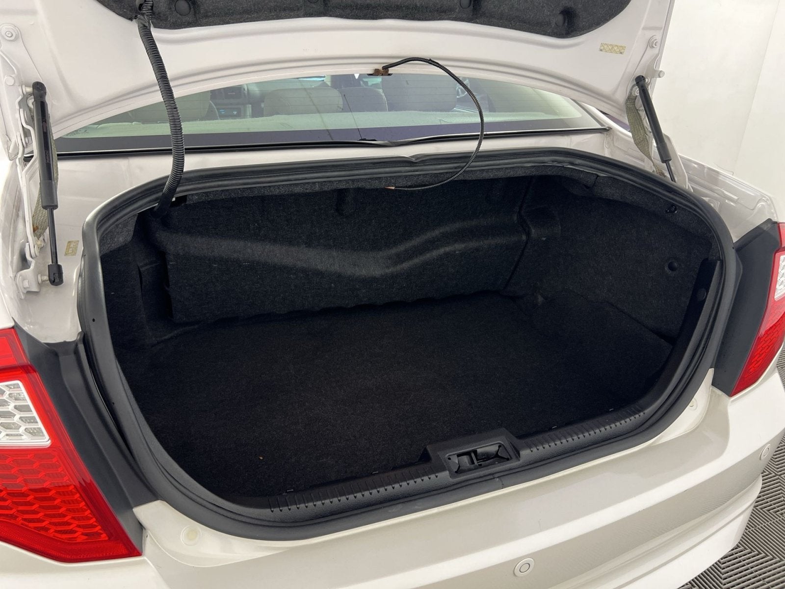 2012 Ford Fusion Hybrid Base