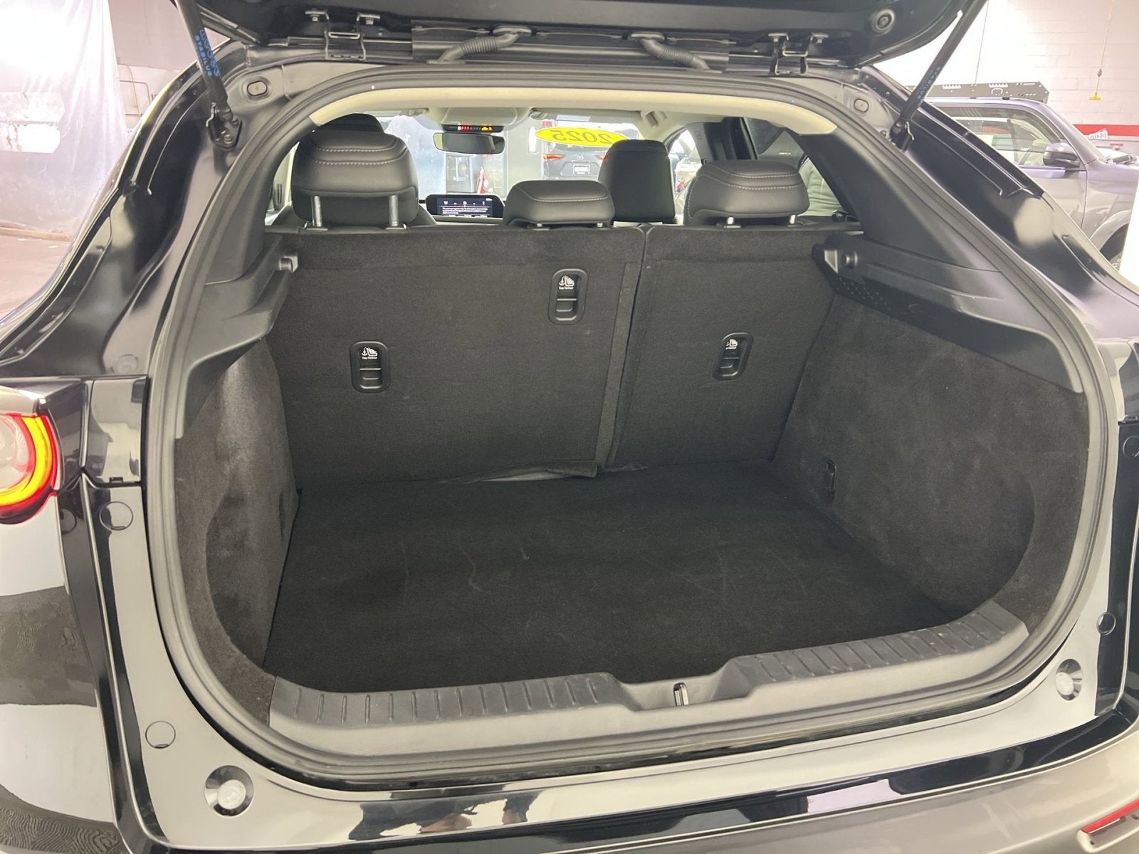 2025 Mazda Mazda CX-30 2.5 S Preferred Package