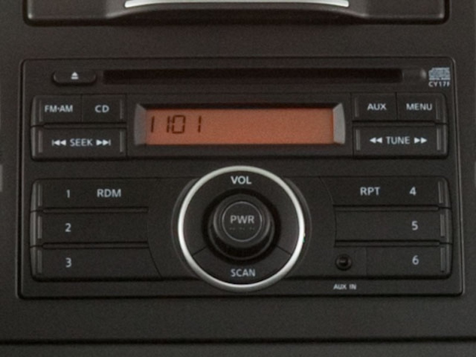 2010 Nissan Versa 1.8 S
