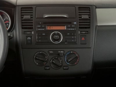 2010 Nissan Versa 1.8 S