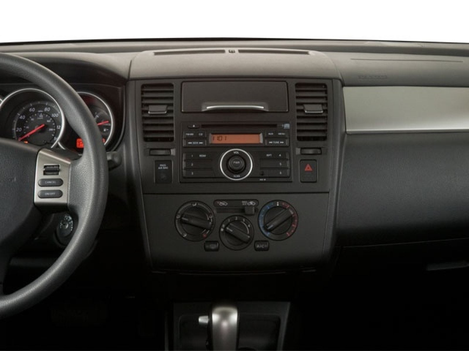 2010 Nissan Versa 1.8 S