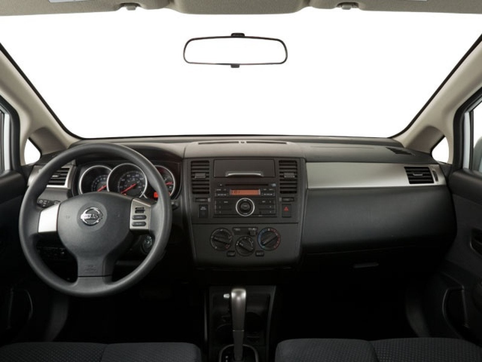 2010 Nissan Versa 1.8 S
