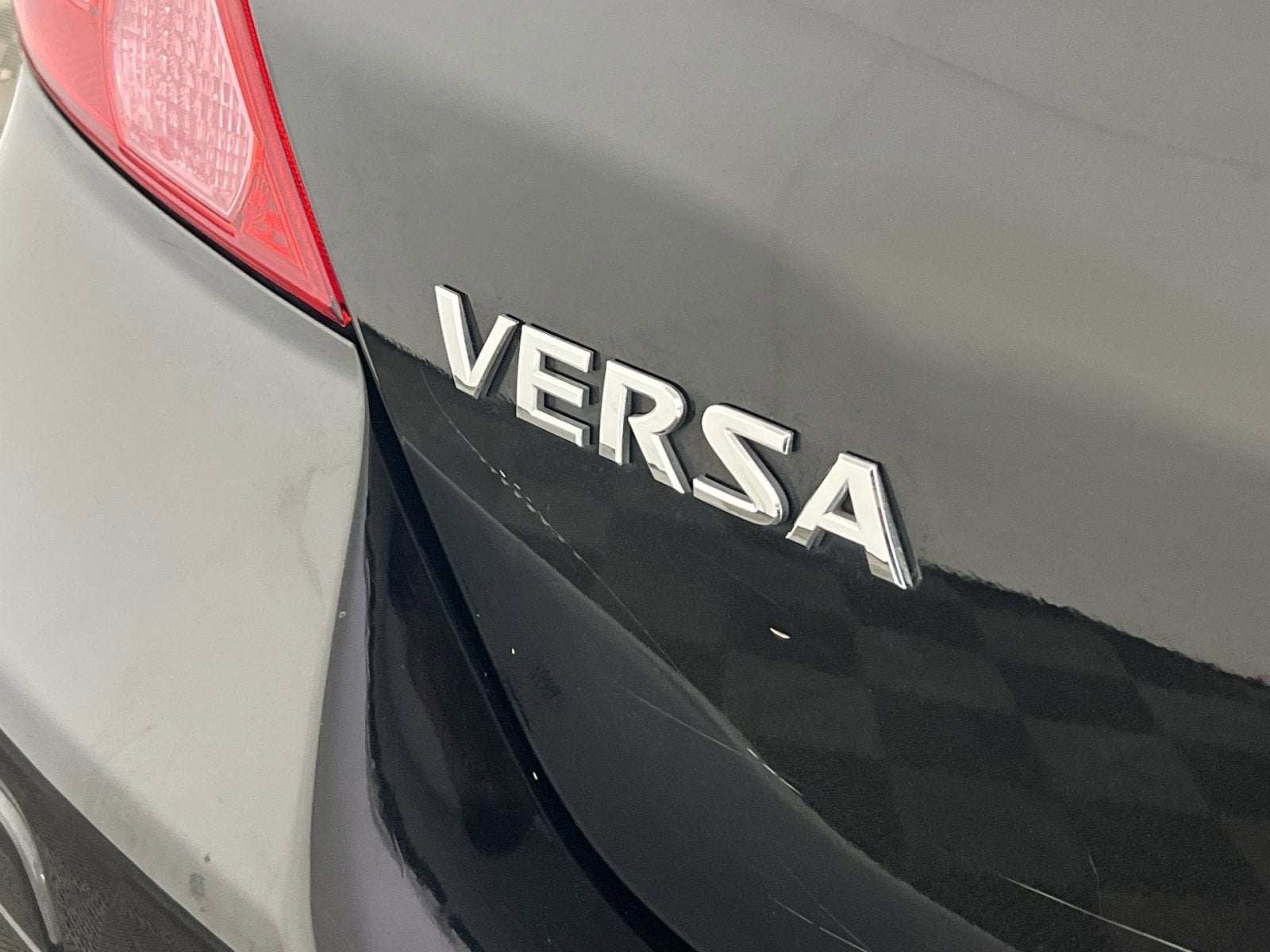 2011 Nissan Versa 1.8 S