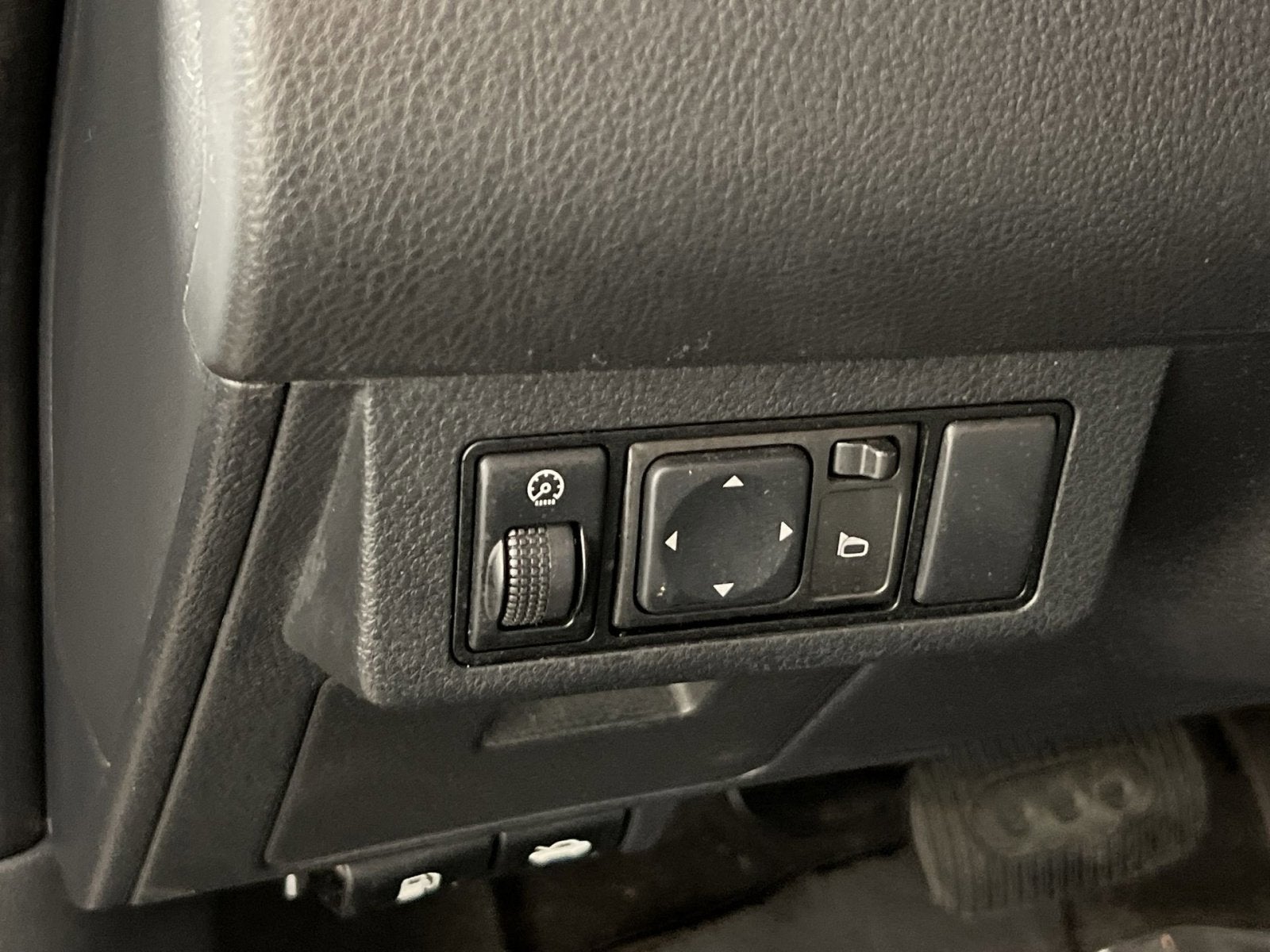 2011 Nissan Versa 1.8 S