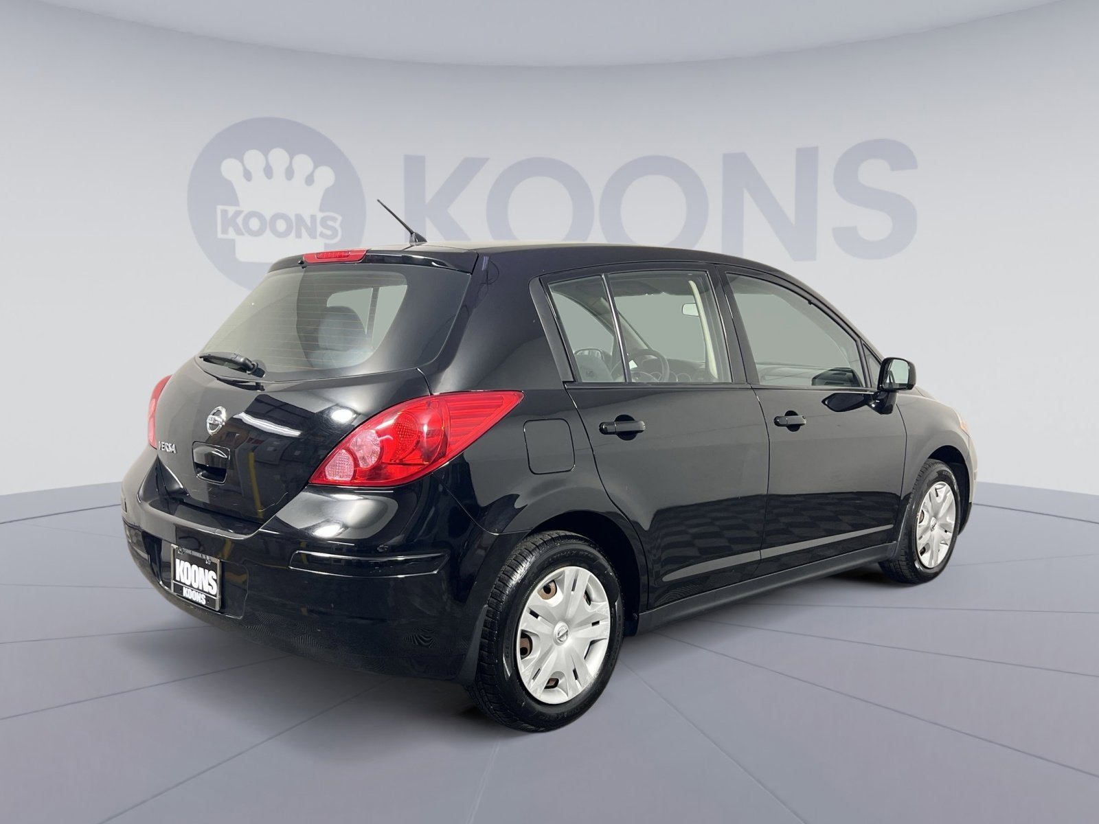 2011 Nissan Versa 1.8 S