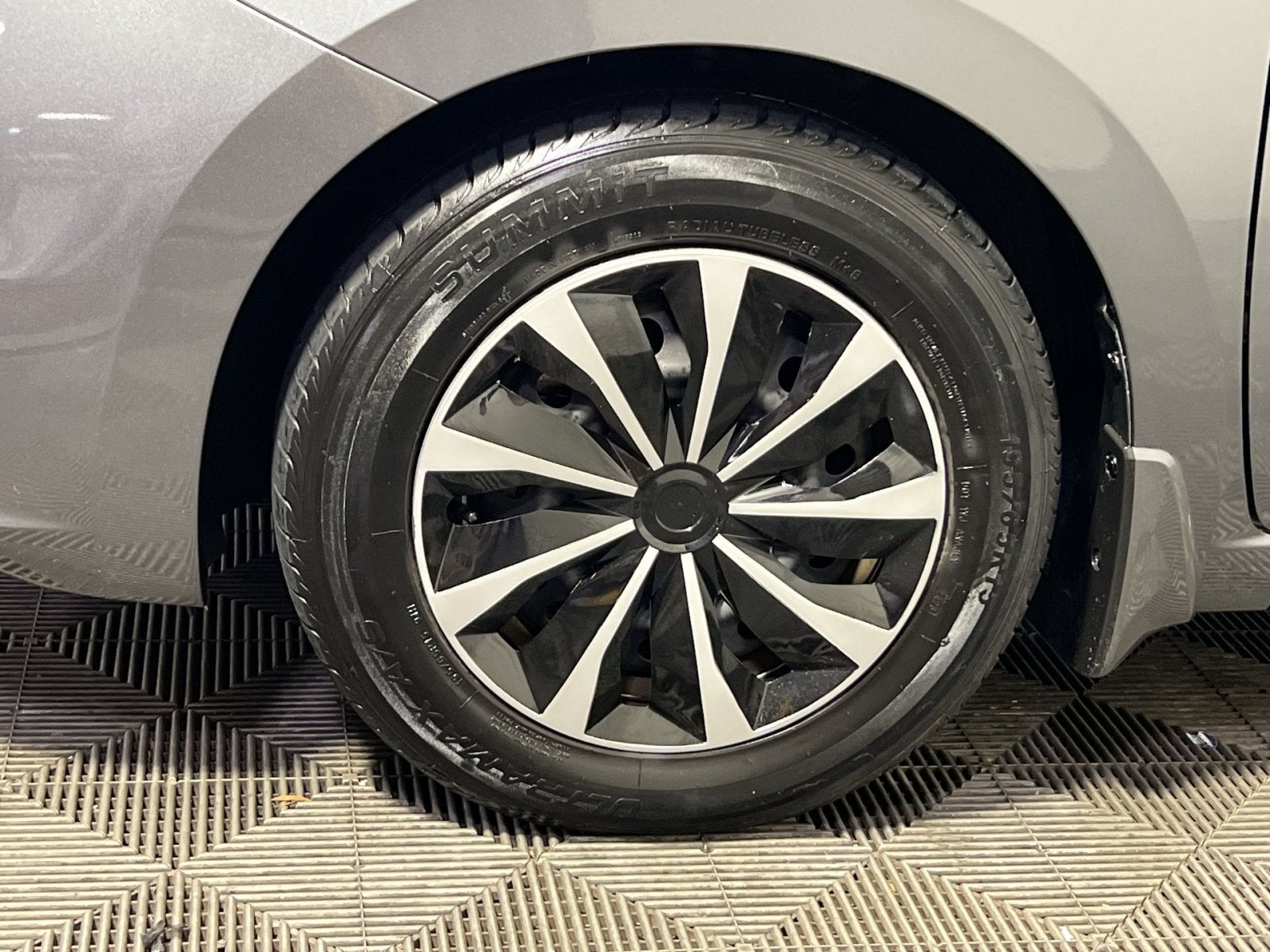 2021 Nissan Versa 1.6 S