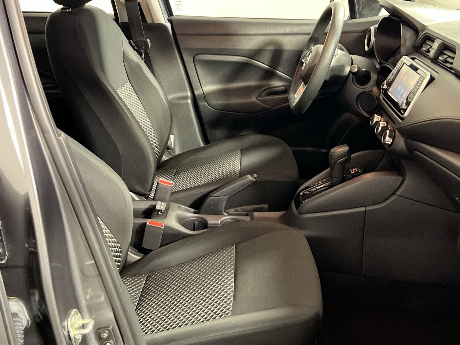 2021 Nissan Versa 1.6 S