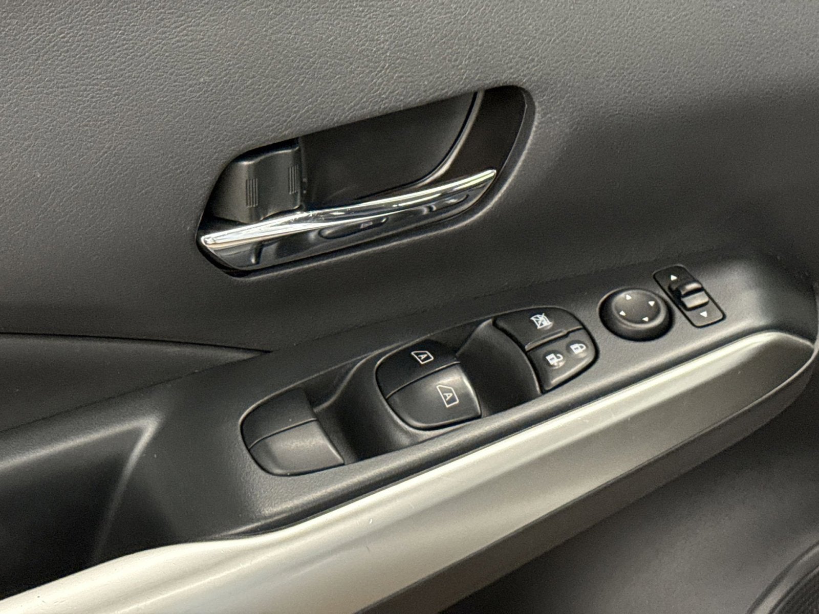 2018 Nissan Kicks SR