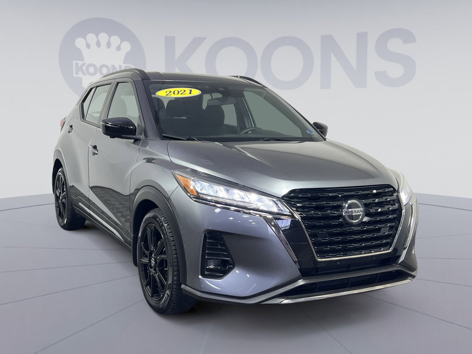 2021 Nissan Kicks SR