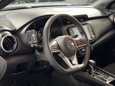 2021 Nissan Kicks SR