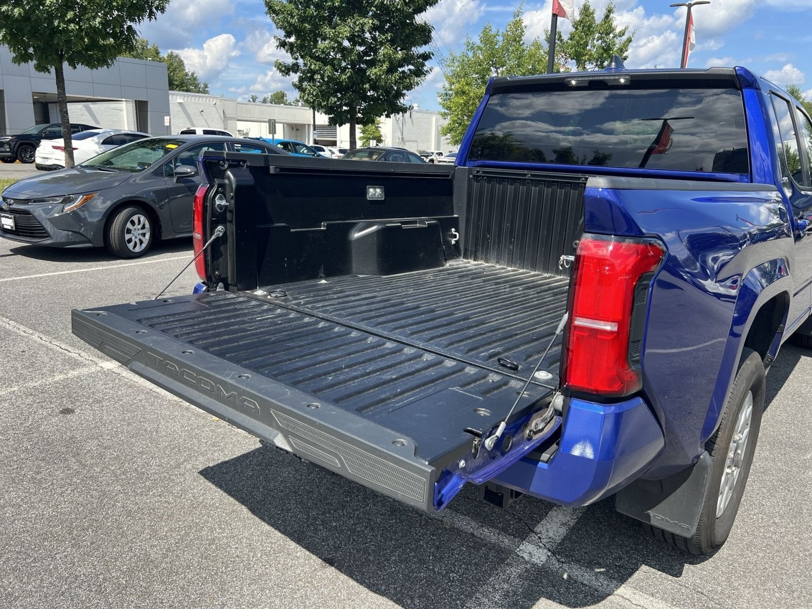 2025 Toyota Tacoma SR5