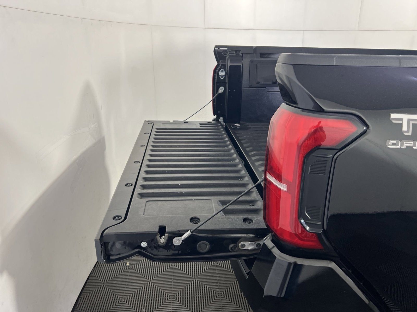 2025 Toyota Tacoma Hybrid TRD Off Road