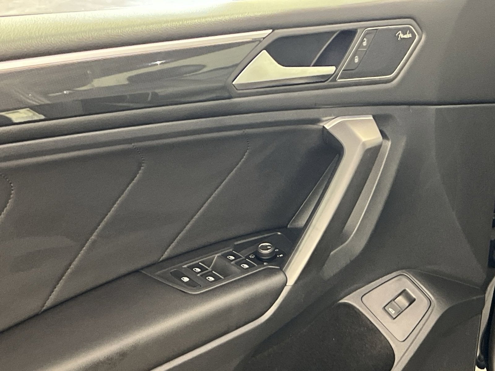 2021 Volkswagen Tiguan 2.0T SEL Premium R-Line