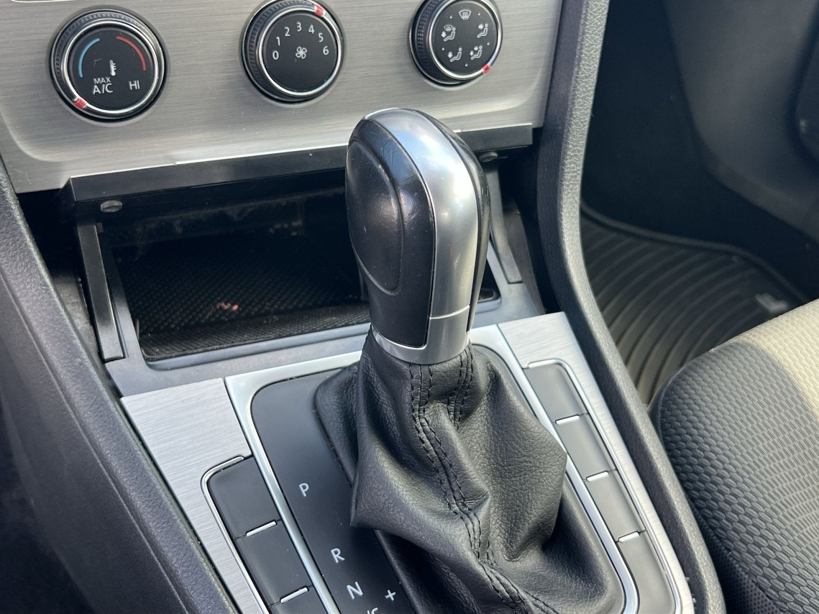 2016 Volkswagen Golf TSI S 4-Door
