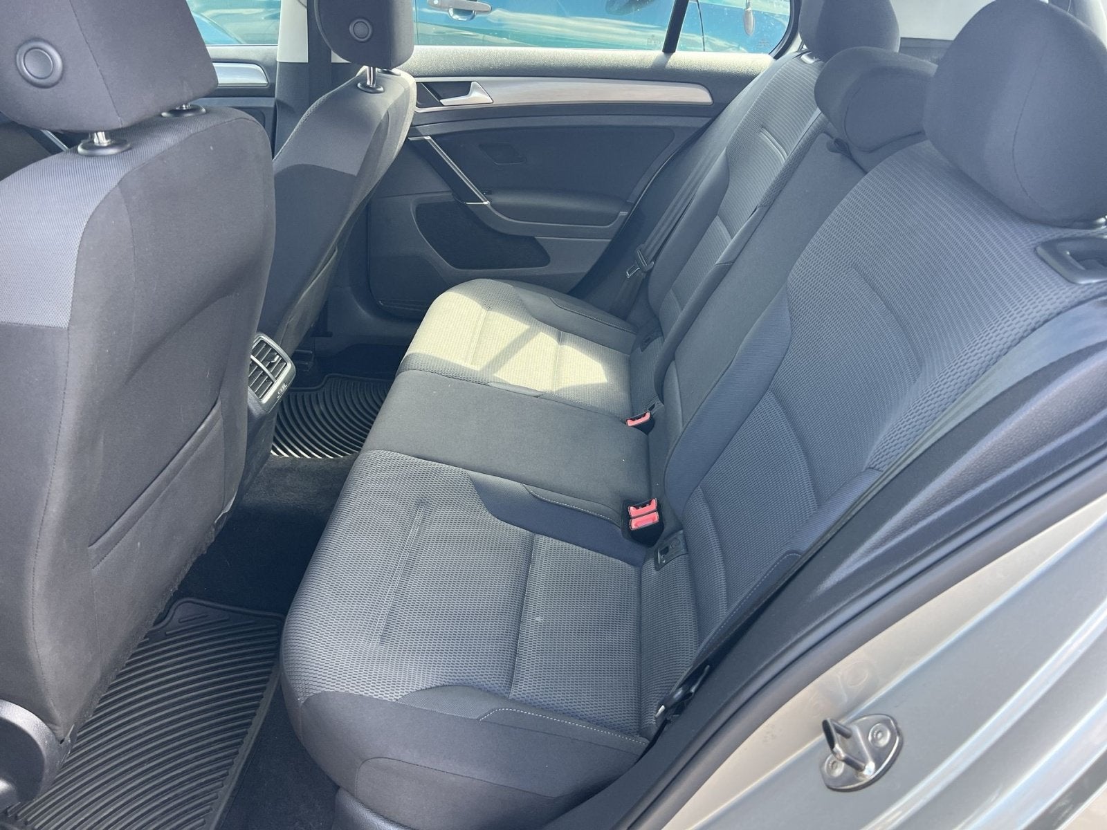 2016 Volkswagen Golf TSI S 4-Door