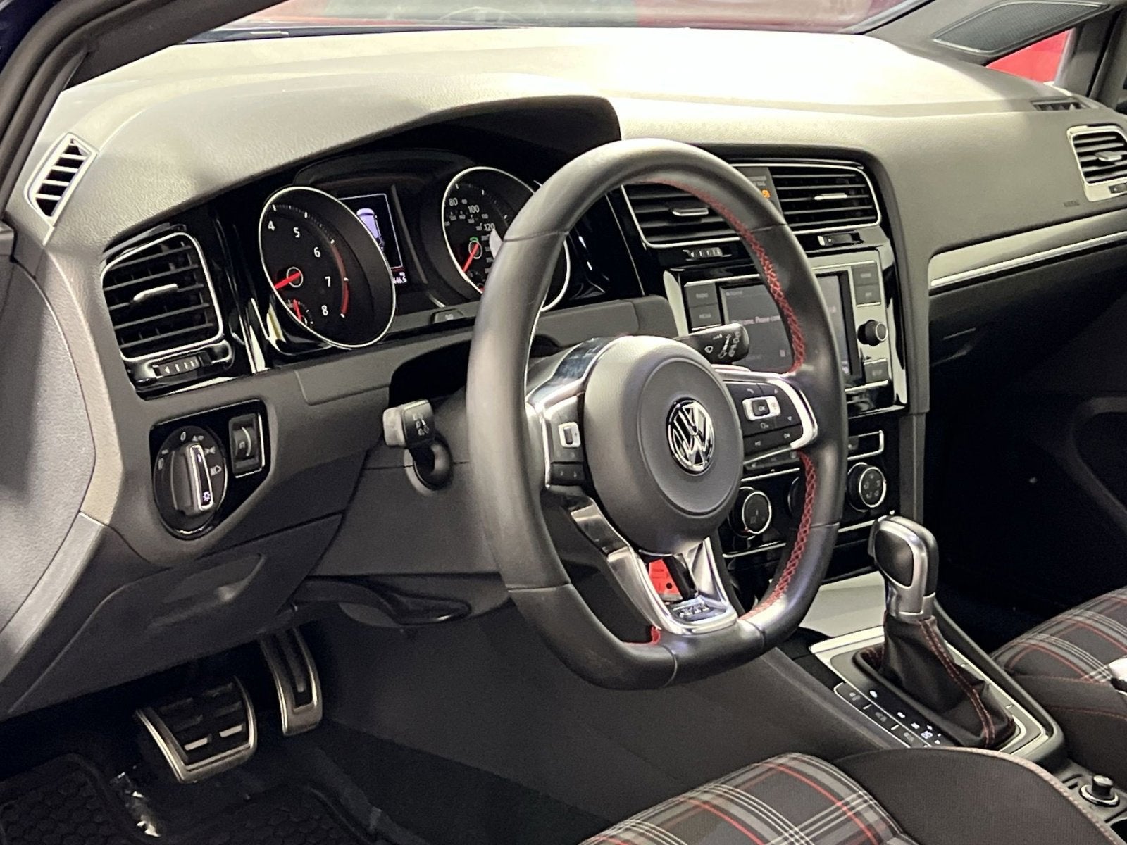 2018 Volkswagen Golf GTI 2.0T S