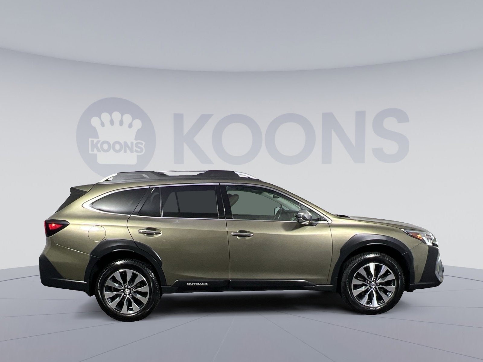 2023 Subaru Outback Touring