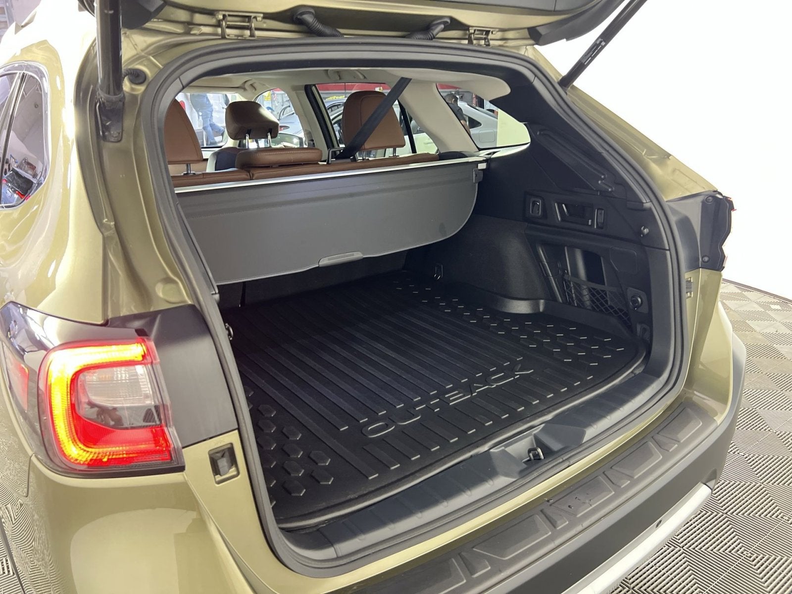 2023 Subaru Outback Touring
