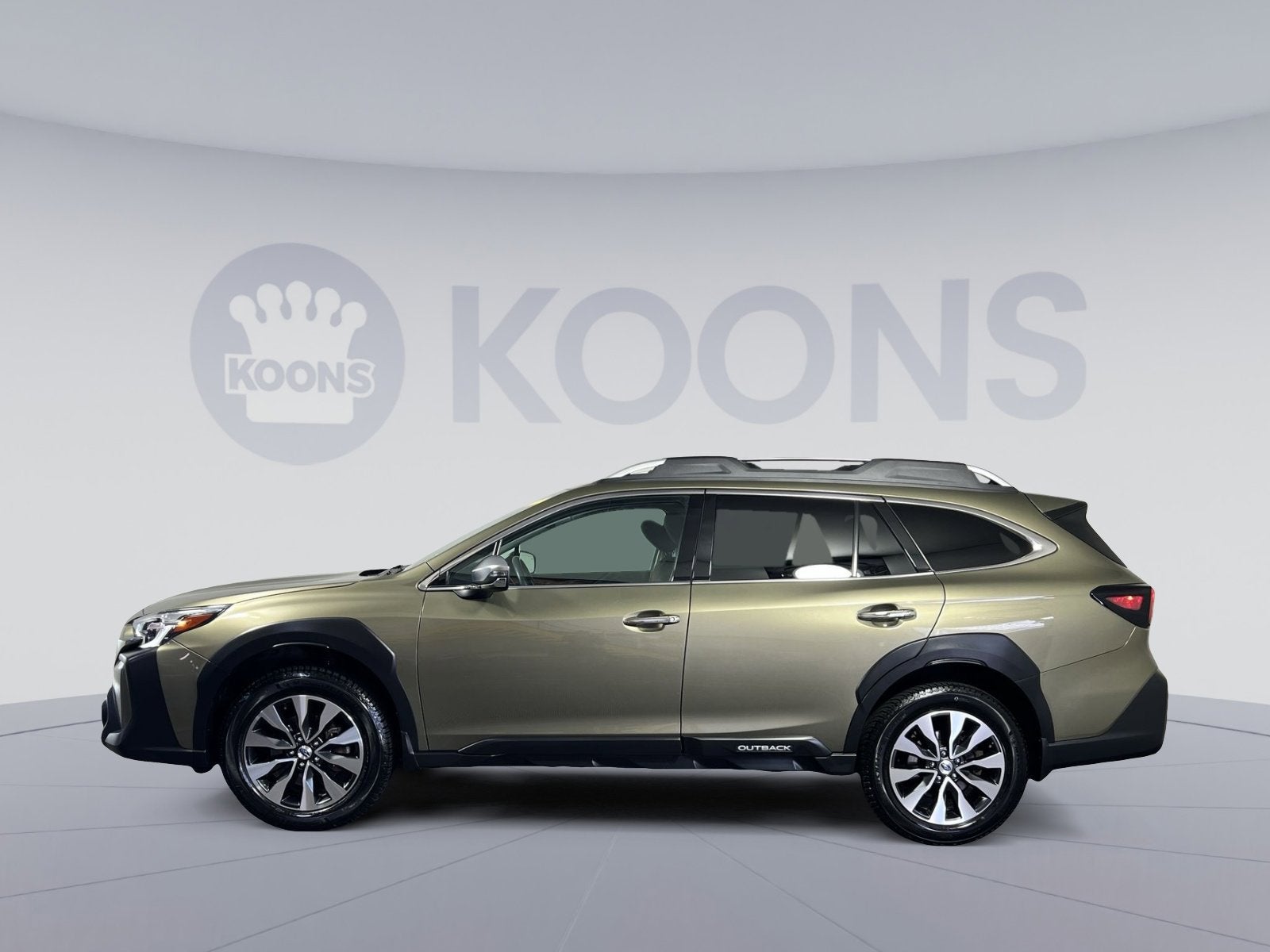 2023 Subaru Outback Touring