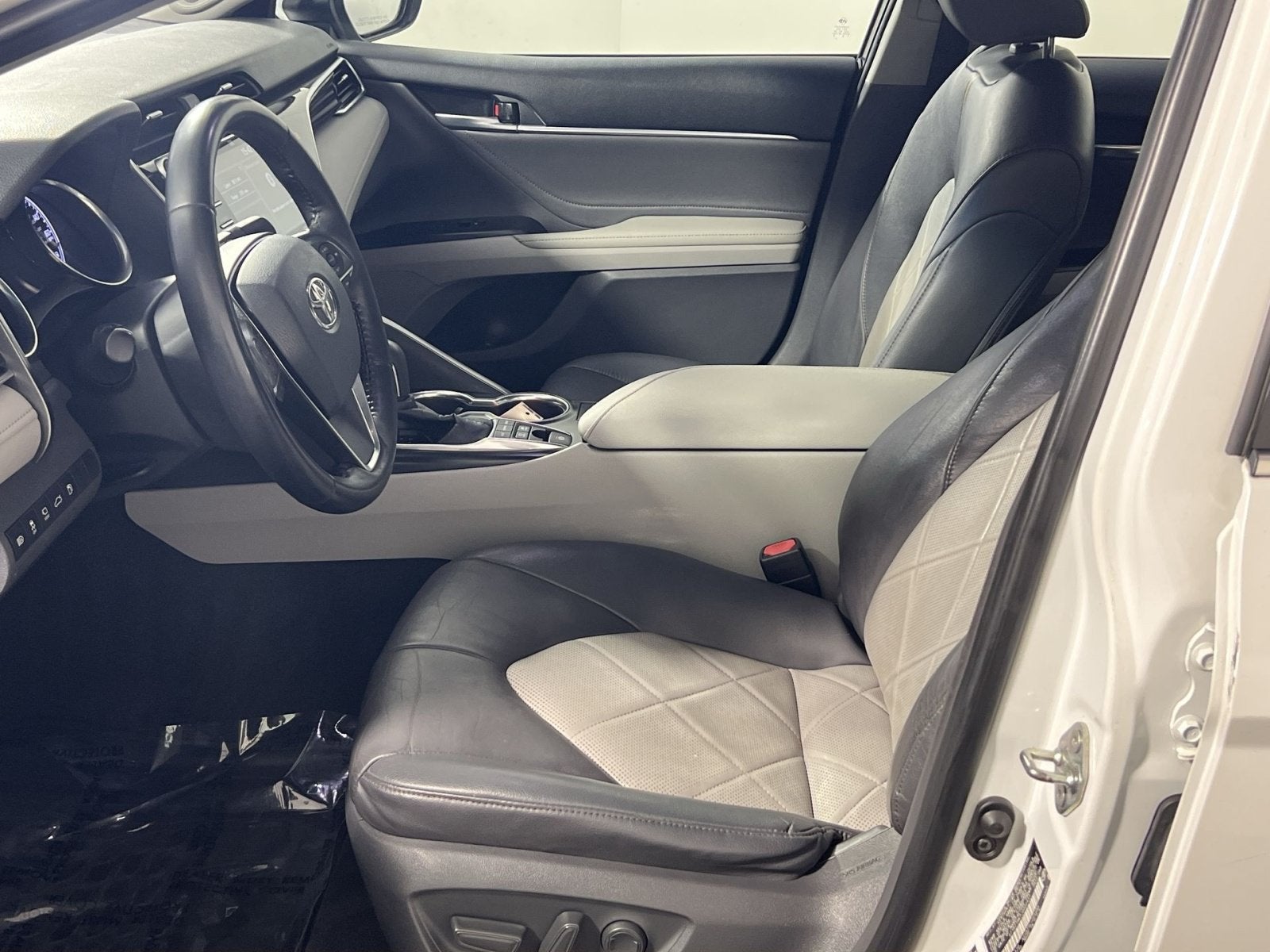 2018 Toyota Camry Hybrid XLE