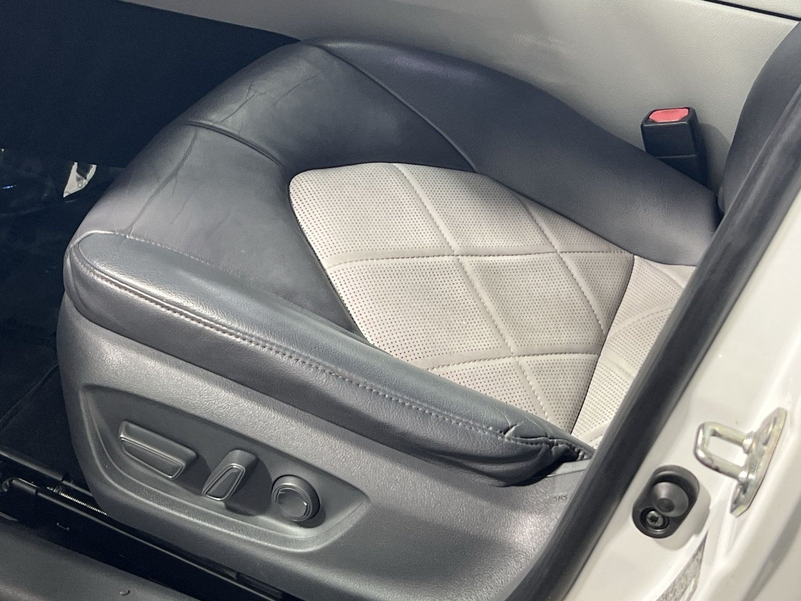 2018 Toyota Camry Hybrid XLE