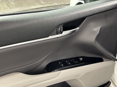 2018 Toyota Camry Hybrid XLE